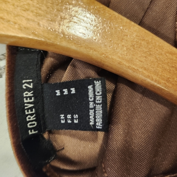 Velvet Cropped Tank Top - Picture 4 of 5